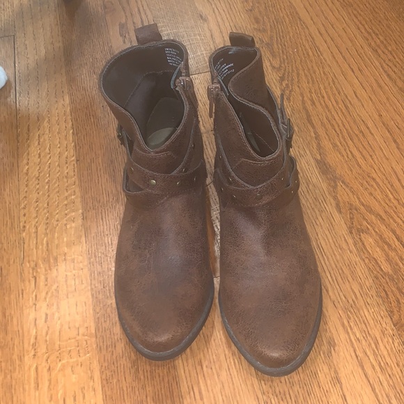 Girls boots size 2 - Picture 1 of 3